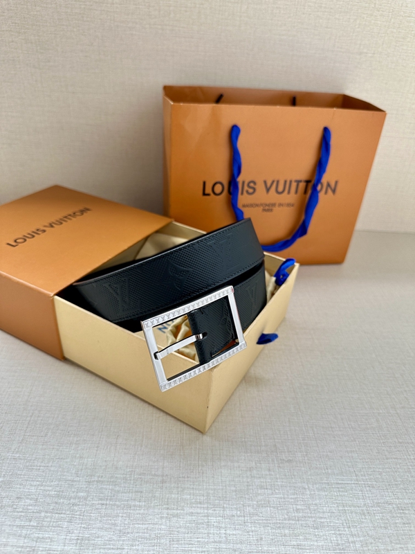 激安ルイヴィトンベルト側面デザイン